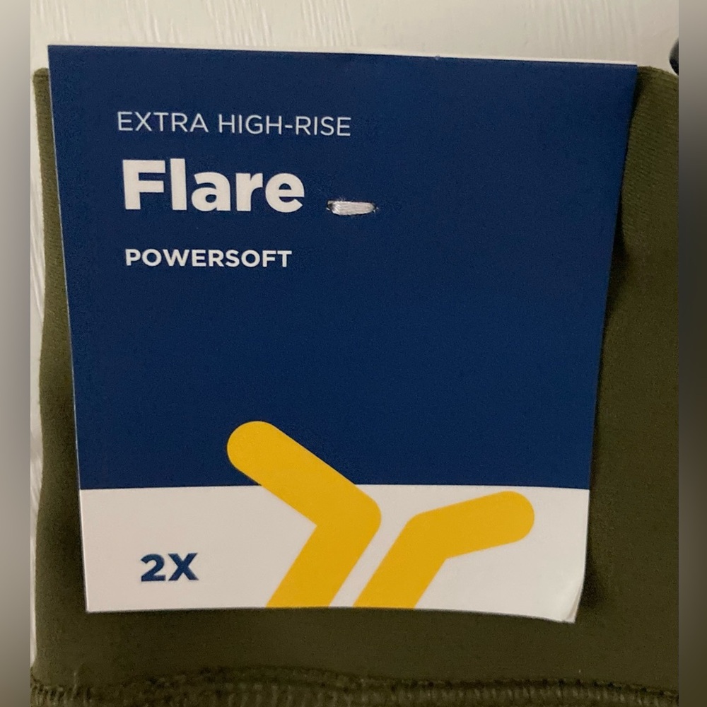 🌟🤩🌟Old Navy Dark Olive Flare Pants - Picture 5 of 10